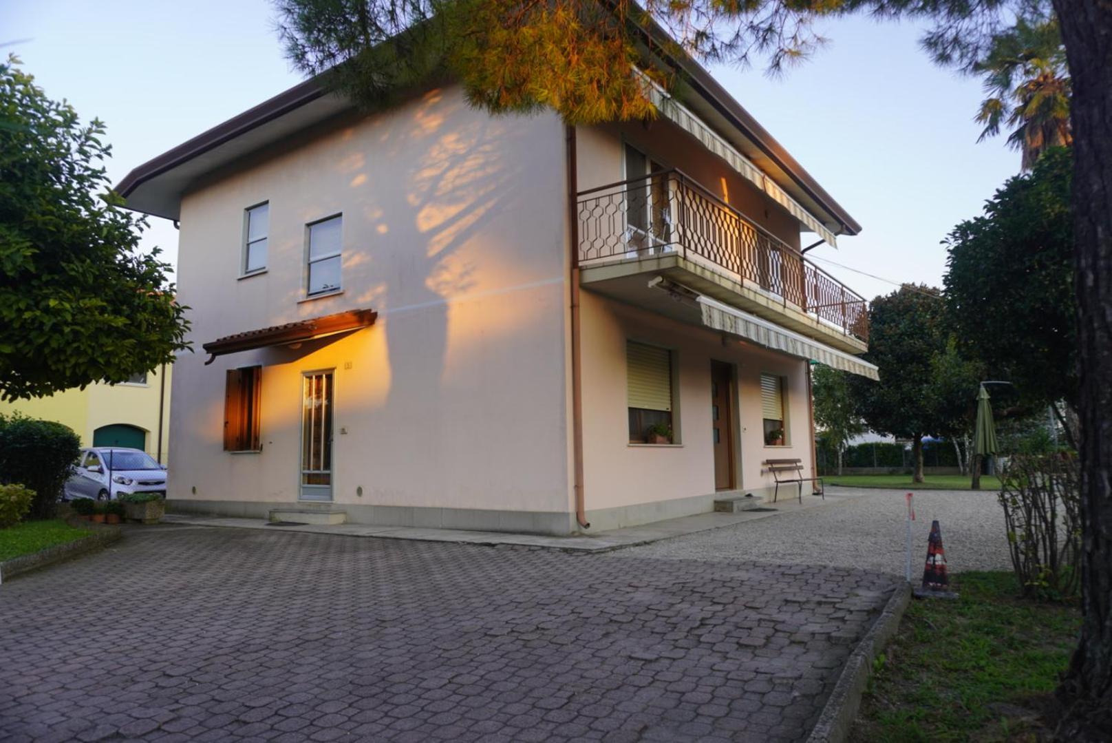 Oliva'S House Appartamento Con Giardino 帕拉佐罗德罗斯泰尔 外观 照片