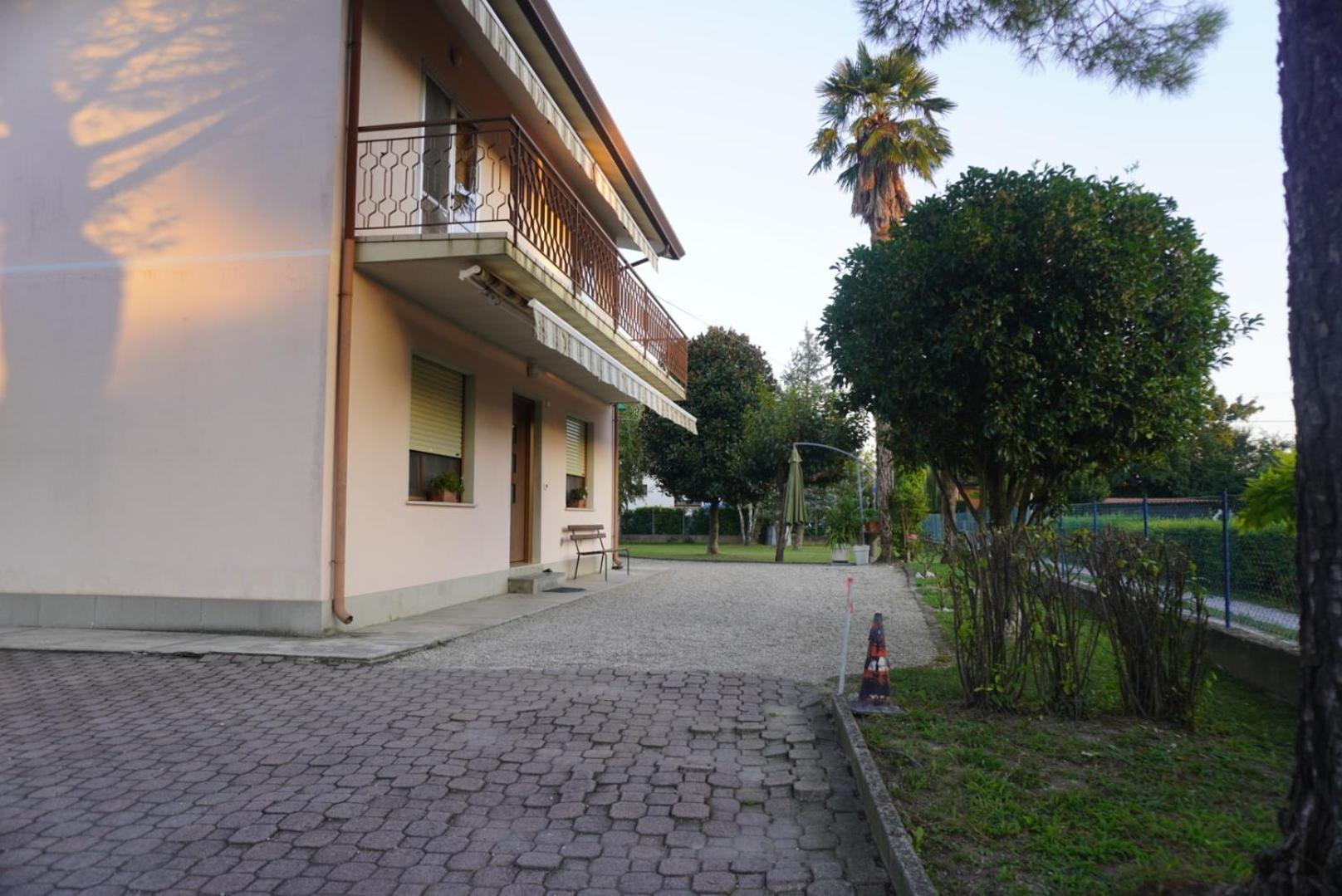 Oliva'S House Appartamento Con Giardino 帕拉佐罗德罗斯泰尔 外观 照片